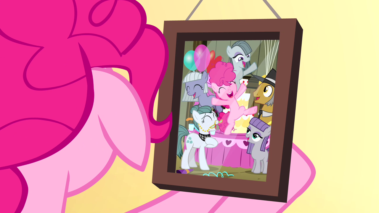 Pinkie_Pie's_first_party_S4E12