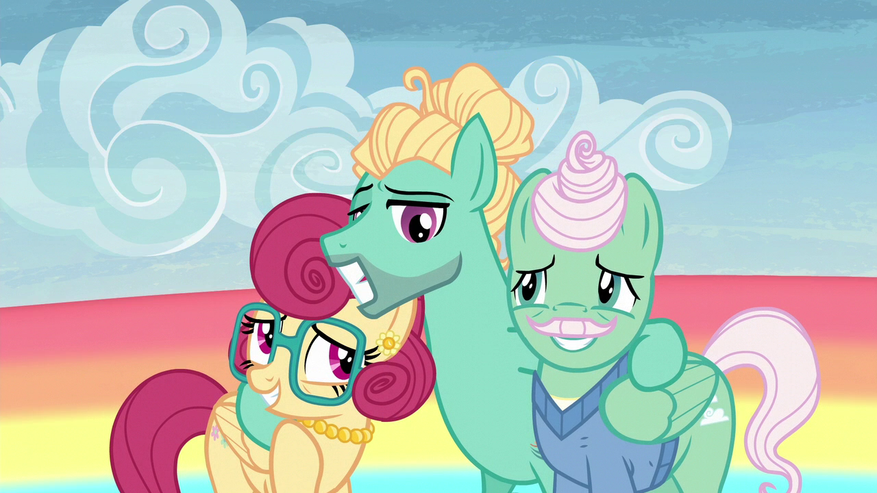 Zephyr_and_his_parents_group_smile_S6E11